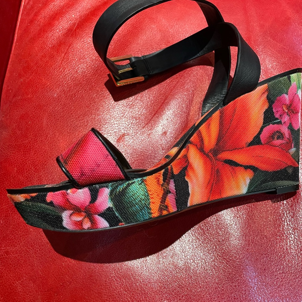 Ted Baker floral ankle strap sandal sz 10 - Picture 8 of 9